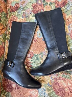 WOW POSHMARK - Authentic ARRAY NWOT Tall Black Boots